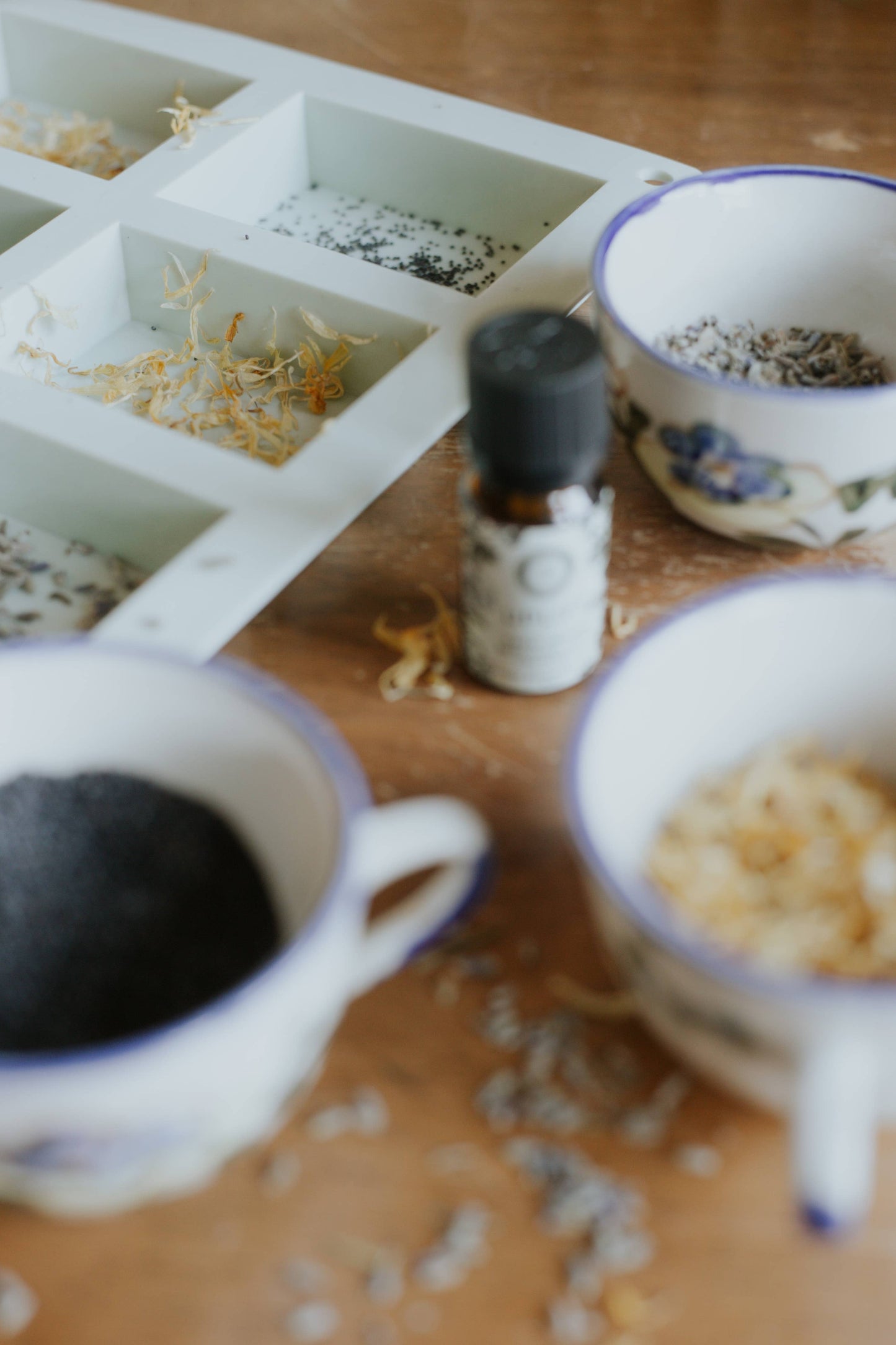 Scott's Apothecary - Make your own Melt & Pour Natural Soap