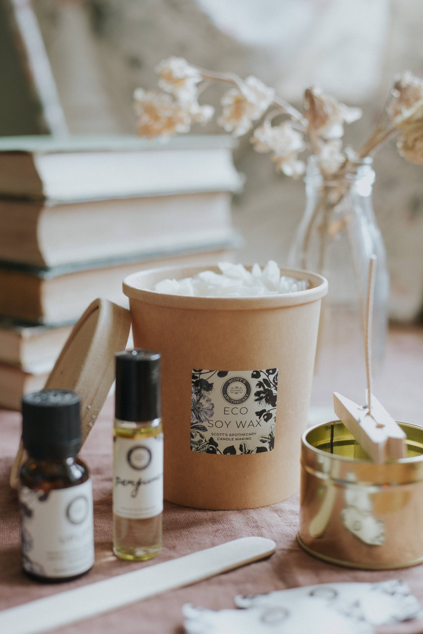 Scott's Apothecary - Make your own Natural Candles